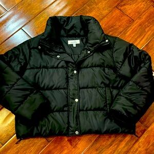 Sebby Women’s XL black puffer jacket. Like New.